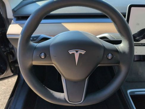 Used 2021 Tesla Model 3 Long Range image 13