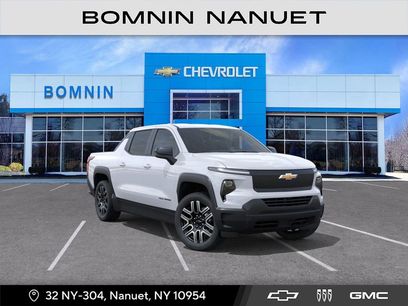 New 2026 Chevrolet Silverado EV W/T w/ LPO, Custom Package