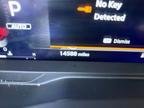 Used 2024 Nissan Pathfinder Platinum w/ Cargo Package image 13