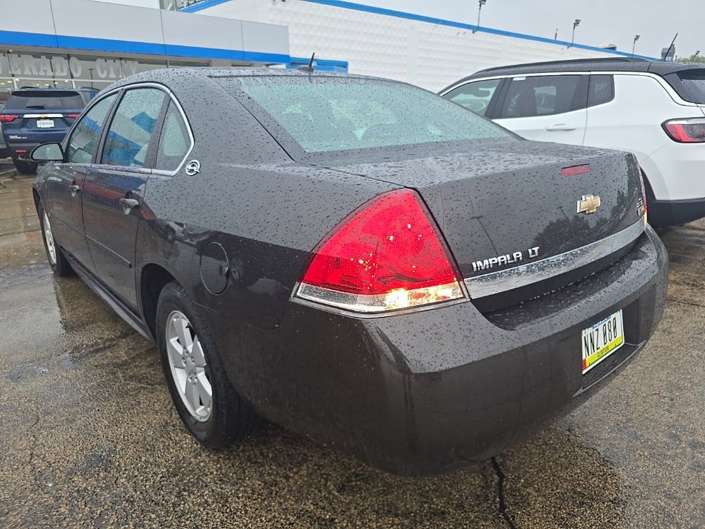 Used 2009 Chevrolet Impala LT FWD image 4