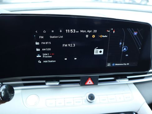 New 2026 Hyundai Elantra Limited FWD image 5