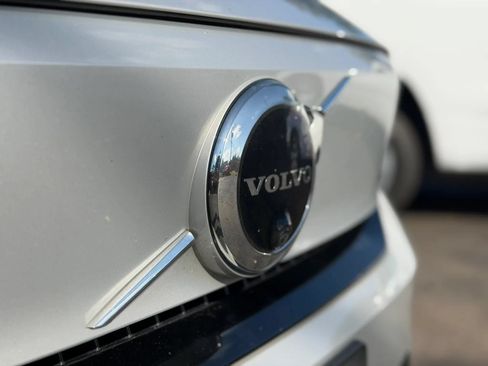 Used 2023 Volvo XC40 Recharge Plus AWD/4WD image 8