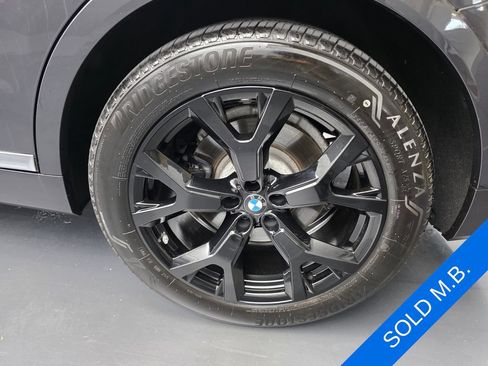 Used 2021 BMW X7 xDrive40i w/ Executive Package 2 AWD/4WD image 18