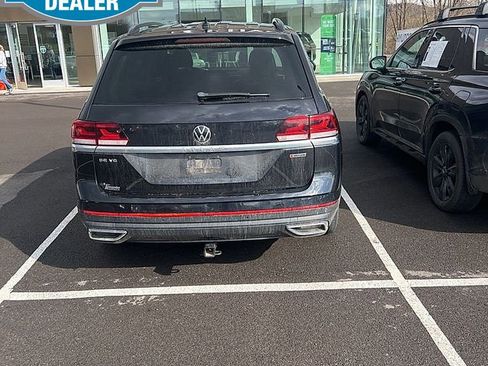 Used 2021 Volkswagen Atlas SE image 3