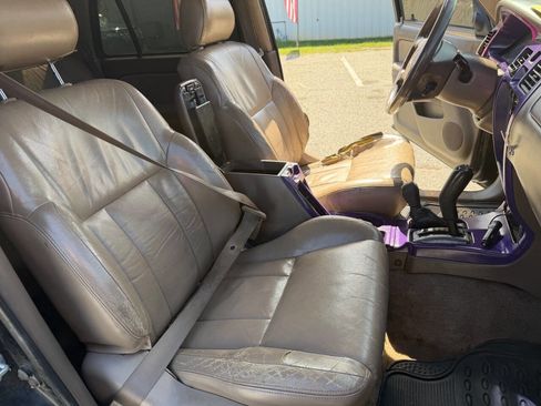 Used 1999 Toyota 4Runner Limited image 17