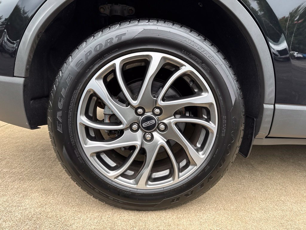Used 2022 Lincoln Corsair FWD image 24