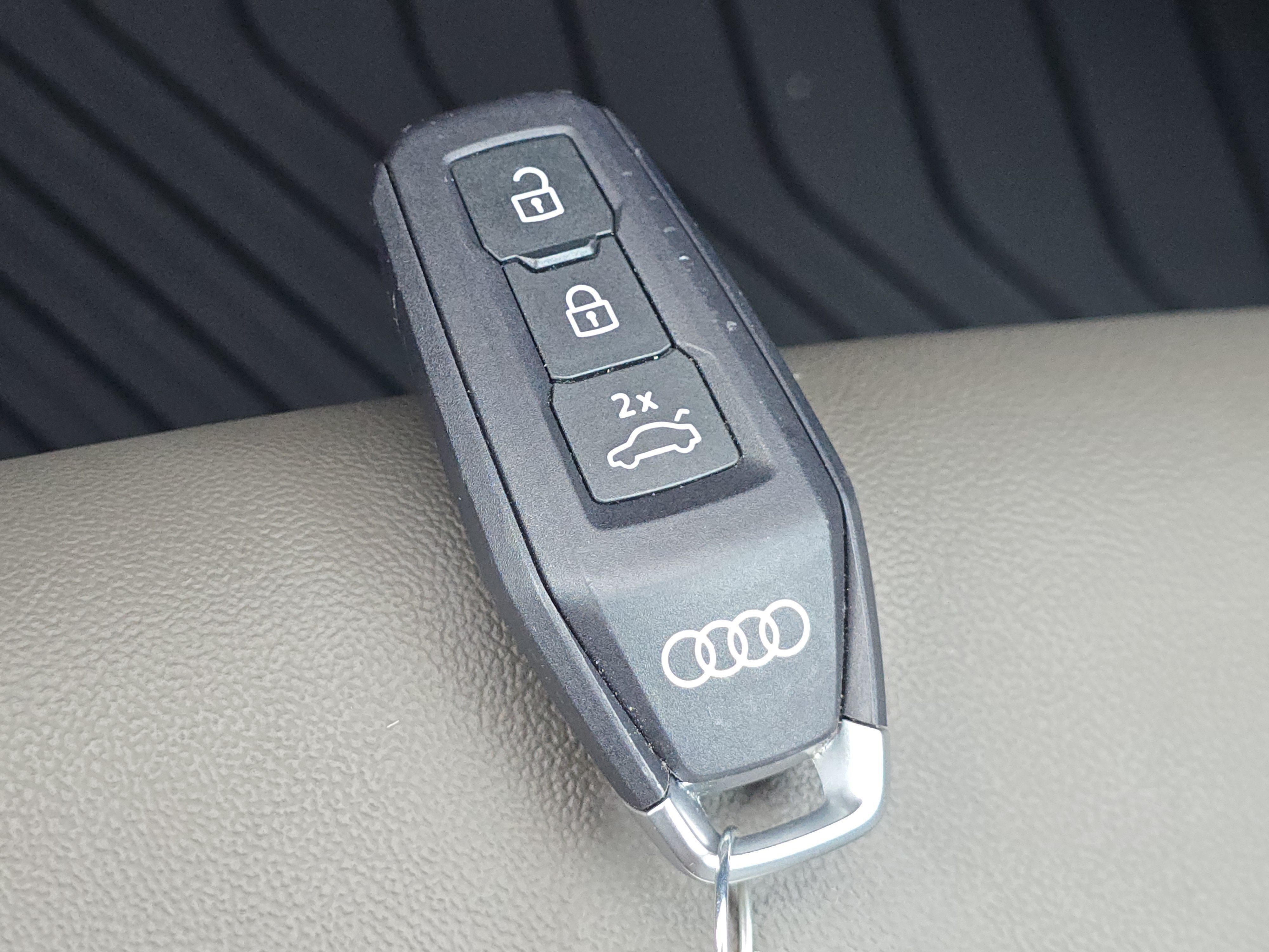 Certified 2025 Audi Q5 Premium Plus w/ Premium Plus AWD/4WD image 28