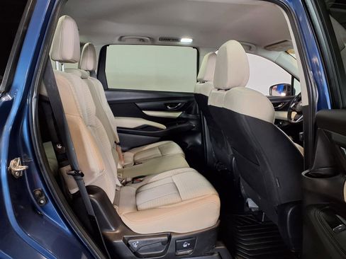 Used 2021 Subaru Ascent Premium w/ Convenience Package AWD/4WD image 12