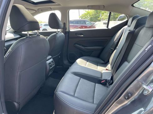 Used 2025 Nissan Altima 2.5 SL AWD/4WD image 13