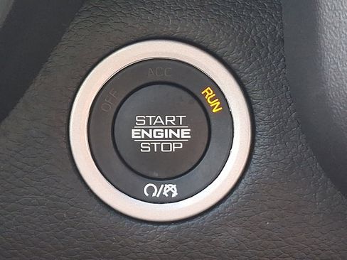 Certified 2022 RAM 1500 Big Horn image 22