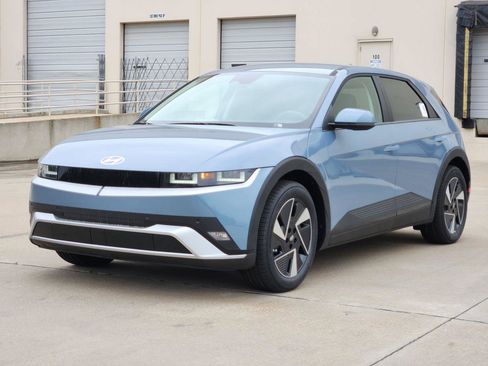 New 2026 Hyundai Ioniq 5 SEL RWD image 2