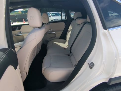 Certified 2026 Mercedes-Benz GLA 250 4MATIC image 5
