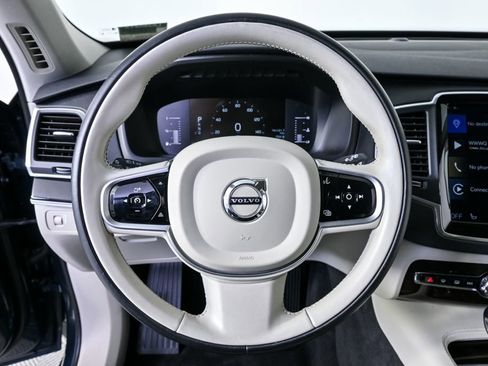 Used 2019 Volvo XC90 T5 Momentum image 9