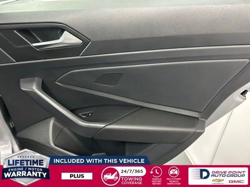 Used 2024 Volkswagen Jetta SE image 25