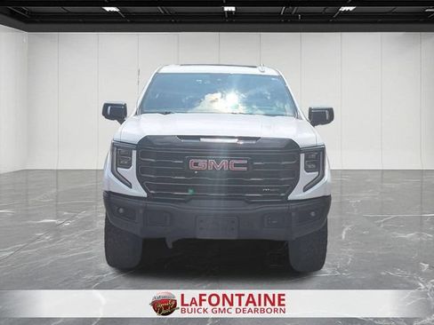 Used 2023 GMC Sierra 1500 AT4X AWD/4WD image 8