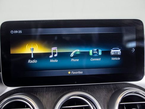 Used 2020 Mercedes-Benz C 300 Cabriolet image 33