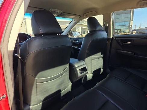 Used 2017 Toyota Camry LE image 17