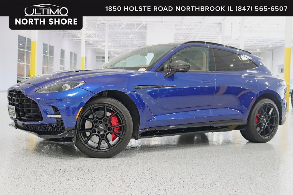 Used 2023 Aston Martin DBX 707 AWD/4WD image 1