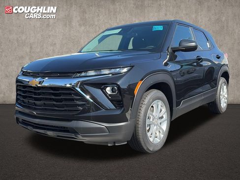 New 2026 Chevrolet TrailBlazer LS w/ LS Convenience Package FWD image 3