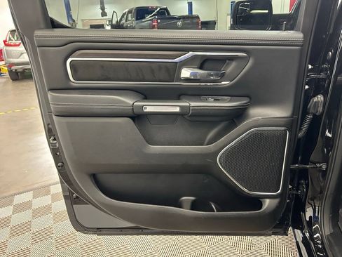 Used 2025 RAM 1500 Laramie AWD/4WD image 13