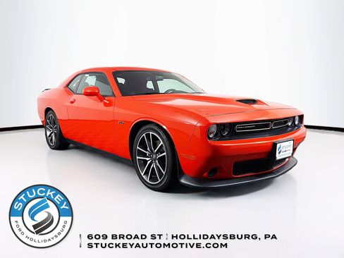 Used 2023 Dodge Challenger R/T image 1