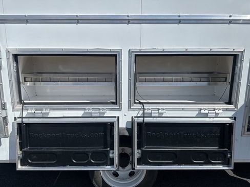 New 2024 Chevrolet Low Cab Forward image 10