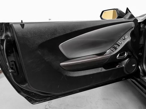 Used 2012 Chevrolet Camaro SS RWD image 39
