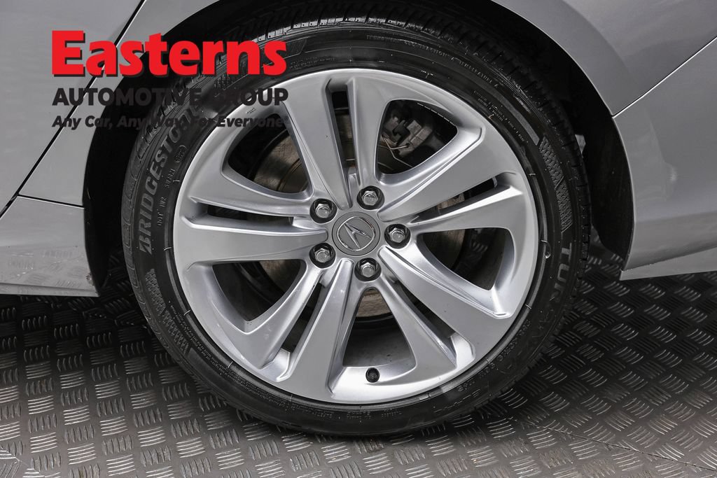 Used 2023 Acura TLX w/ Technology Package FWD image 9