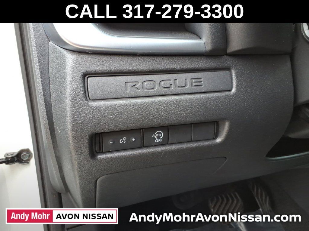 Used 2023 Nissan Rogue S AWD/4WD image 19