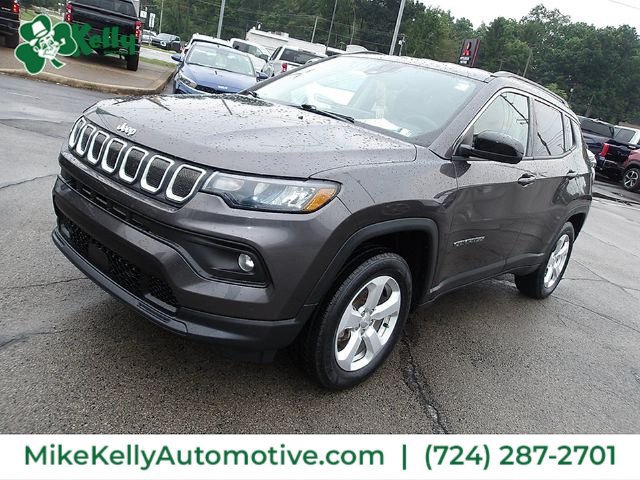 Used 2022 Jeep Compass Latitude AWD/4WD image 3