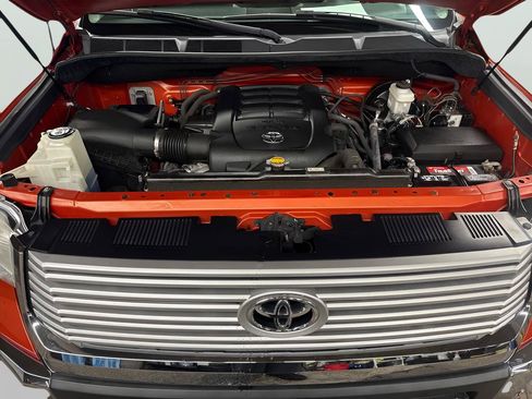 Used 2017 Toyota Tundra Limited w/ Limited Premium Package AWD/4WD image 16