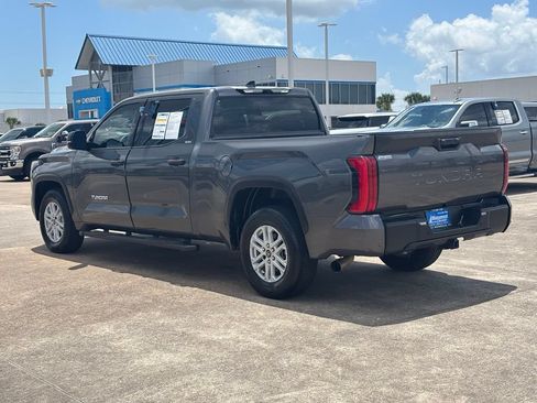 Used 2022 Toyota Tundra SR5 w/ Convenience Package RWD image 11