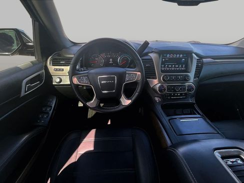 Used 2018 GMC Yukon Denali w/ Denali Ultimate Package RWD image 5