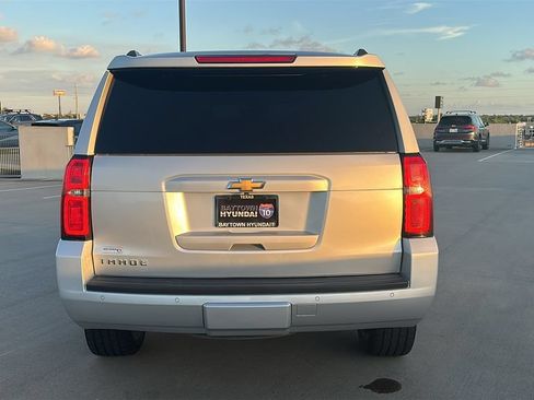 Used 2018 Chevrolet Tahoe LT RWD image 12
