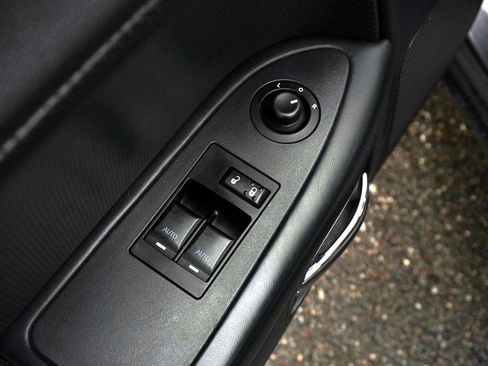 Used 2013 Dodge Challenger SXT Plus image 14