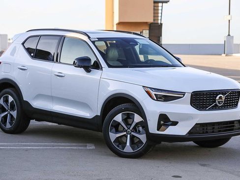 New 2026 Volvo XC40 B5 Plus w/ Protection Package Premier image 1