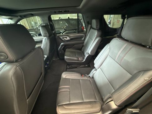Used 2022 Chevrolet Tahoe RST w/ Sport Performance Package AWD/4WD image 12