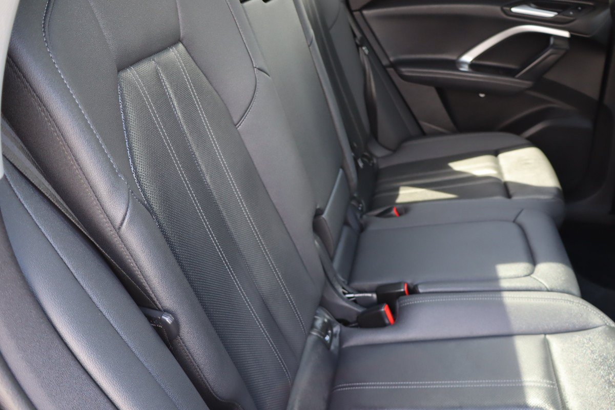 Used 2025 Audi Q5 Premium Plus AWD/4WD image 25