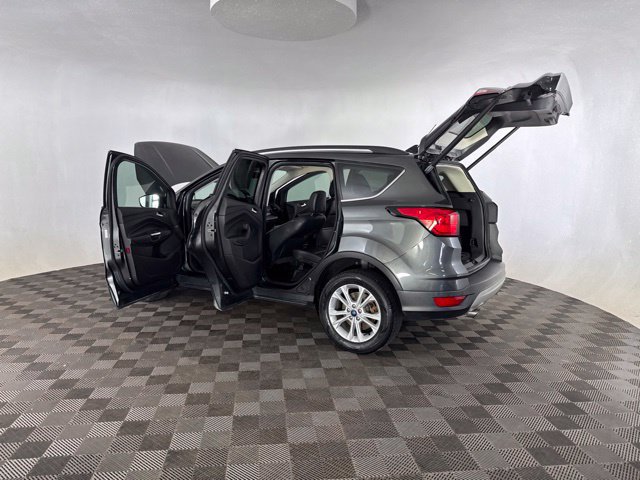 Used 2019 Ford Escape SEL FWD image 18