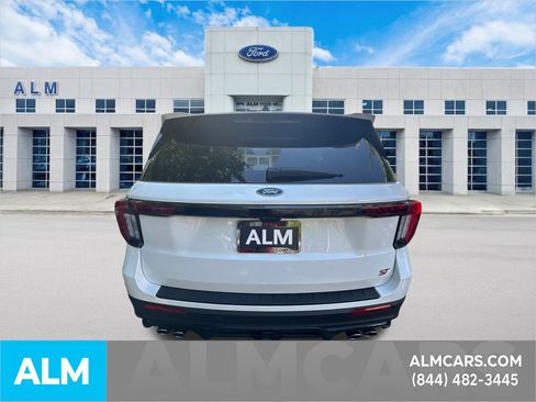 Certified 2025 Ford Explorer ST image 6