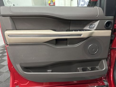Used 2020 Ford Expedition XLT w/ Equipment Group 202A image 18