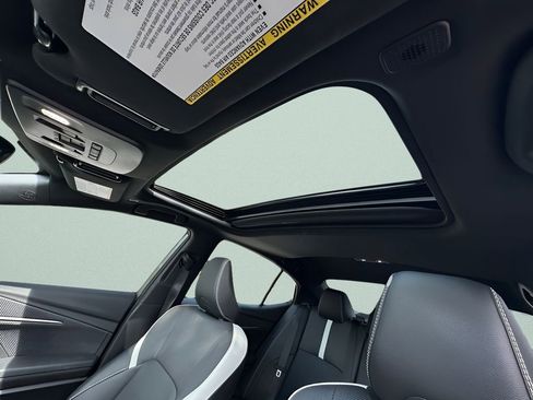 Used 2025 Toyota Camry SE w/ Multimedia Upgrade Package FWD image 22