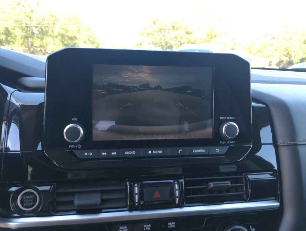 Used 2022 Nissan Pathfinder SV AWD/4WD image 26