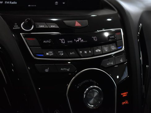 Used 2024 Acura RDX SH-AWD image 21