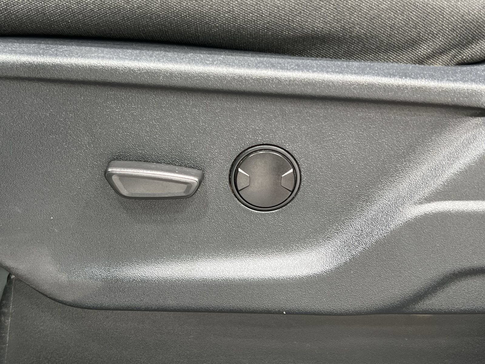 Used 2025 Ford F150 XLT w/ Equipment Group 301A Standard AWD/4WD image 12