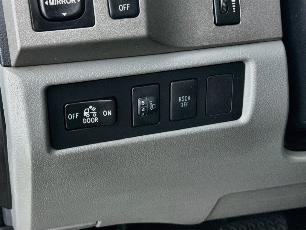 Used 2013 Toyota Tundra 4x4 CrewMax w/ TRD Off-Road Pkg image 11
