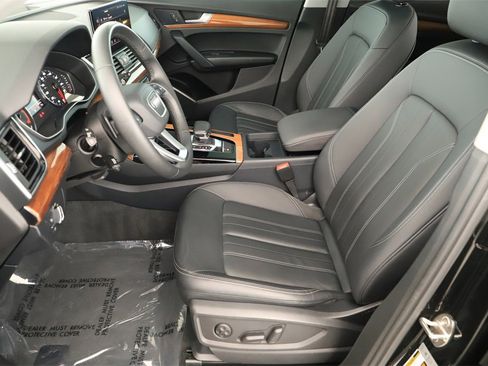 Certified 2023 Audi Q5 2.0T Premium w/ Convenience Package image 24