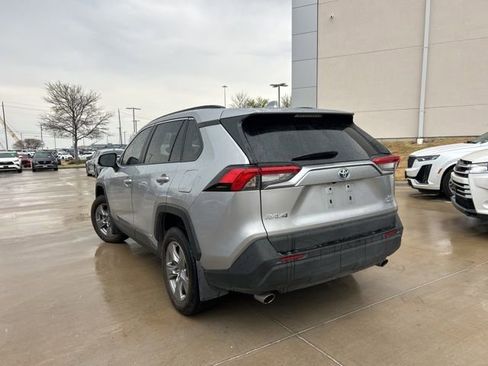 Used 2024 Toyota RAV4 XLE w/ Convenience Package image 6