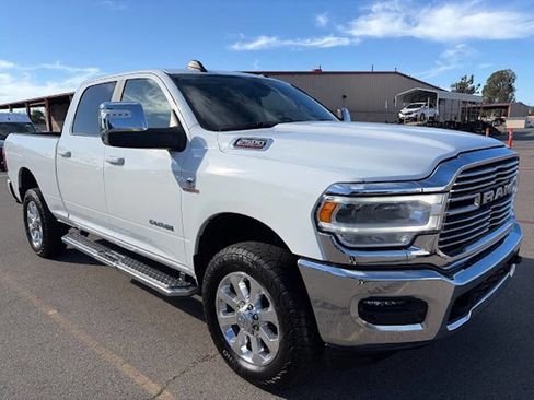 Used 2023 RAM 2500 Laramie AWD/4WD image 1