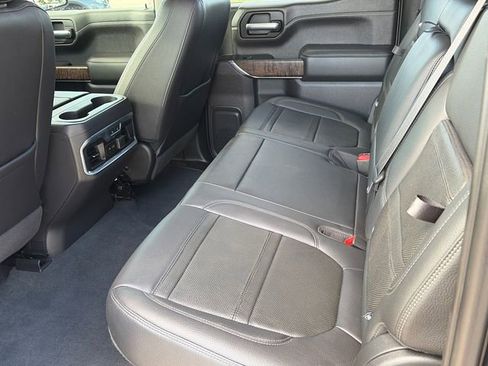 Used 2021 GMC Sierra 1500 Denali w/ Denali Ultimate Package AWD/4WD image 12